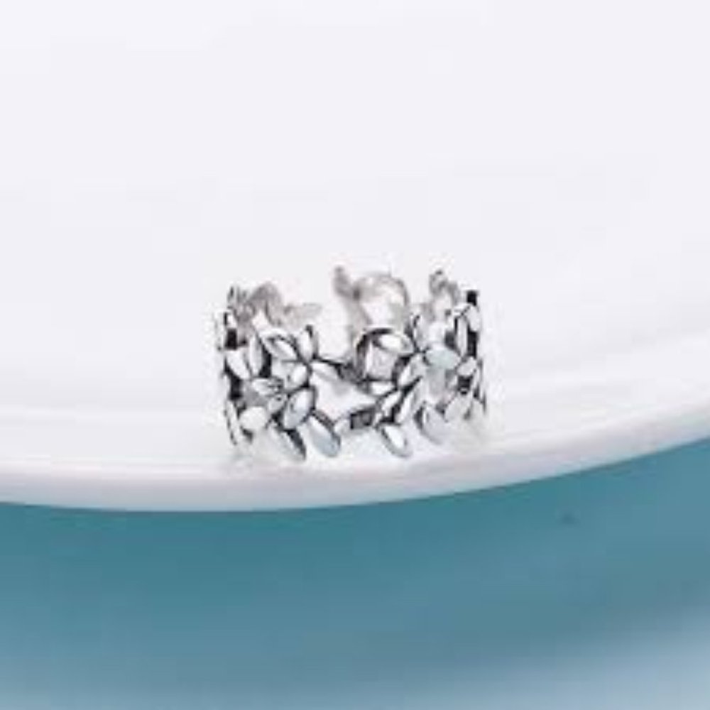 NEW Silver Leaf Women’s Boho Ring Adjustable Size - Picture 3 of 8